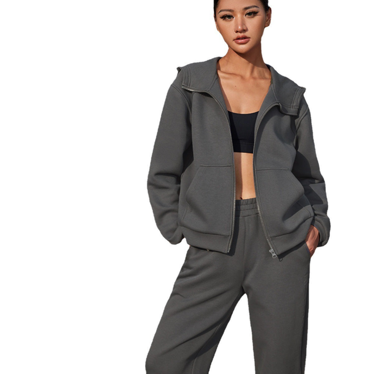 Damen Sportiver Freizeitanzug mit praktischen Taschen und modernem Reißverschluss R&B