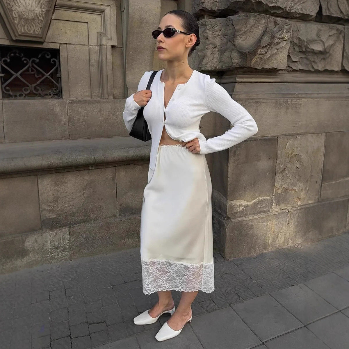 Damen eleganter Satin-Rock mit floralen Spitzenakzenten R&B