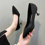 Damen elegante Spitzenpumps mit stilvollem Blockabsatz