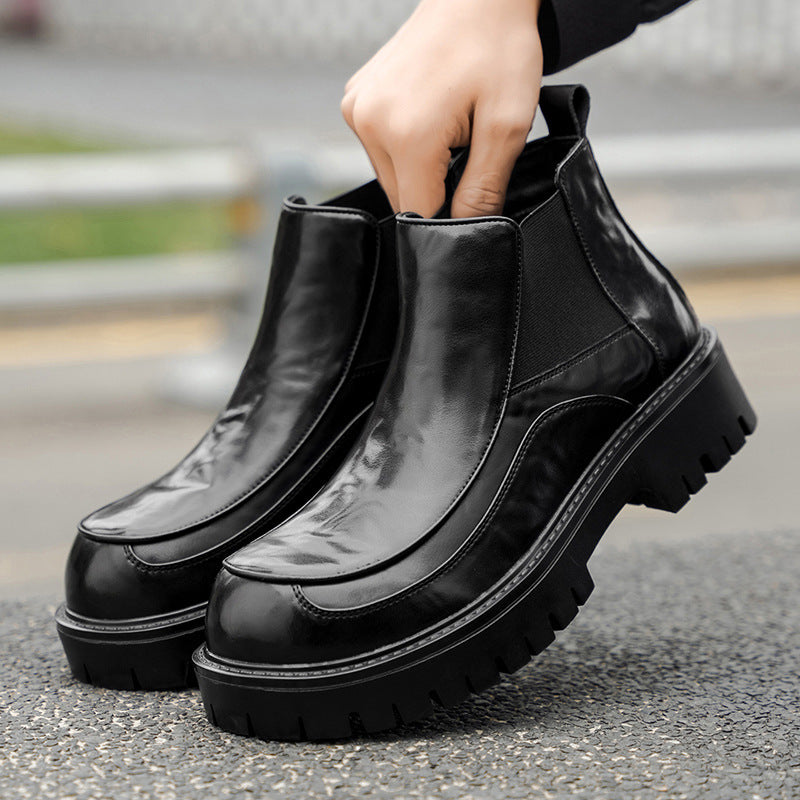 Damen Chelsea Boots mit robustem Profil und elastischen Einsätzen
