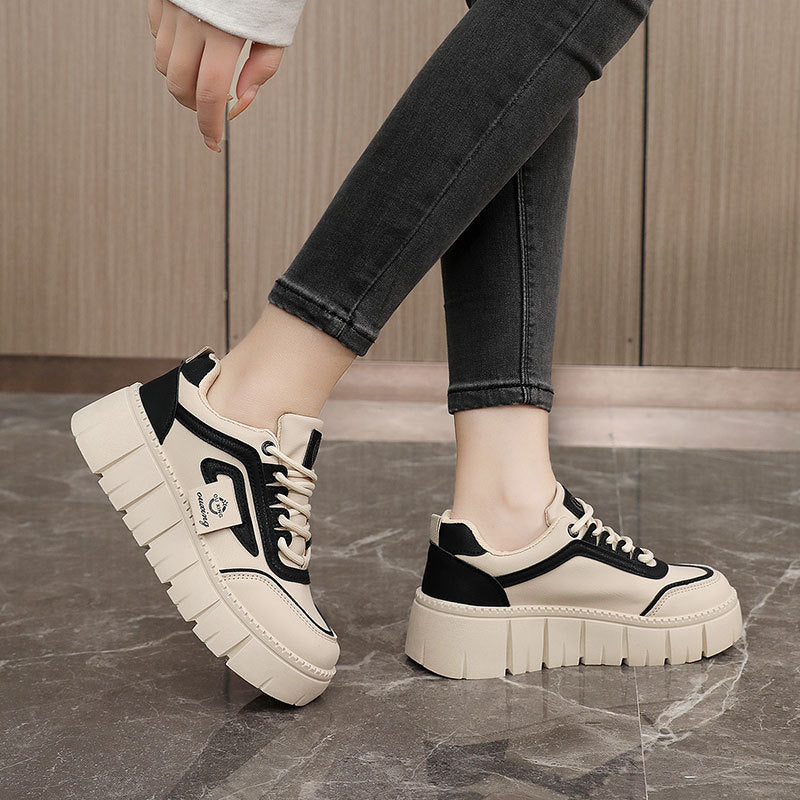 Damen Plattform Sneakers mit dämpfendem Sohlenprofil und sportlichem Design R&B