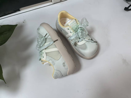 Damen Sneakers mit verspielten Details und atmungsaktiver Mesh-Oberfläche R&B