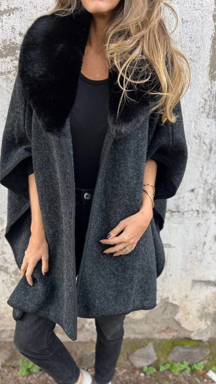Damen Strickmantel mit luxuriösem Kunstfellkragen R&B
