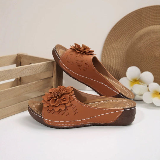 Damen modische Pantolette mit floralem Applikation und ergonomischem Fußbett R&B