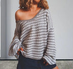 Damen Oversized Strickpullover mit off-Shoulder Design und modischem Rippenmuster R&B
