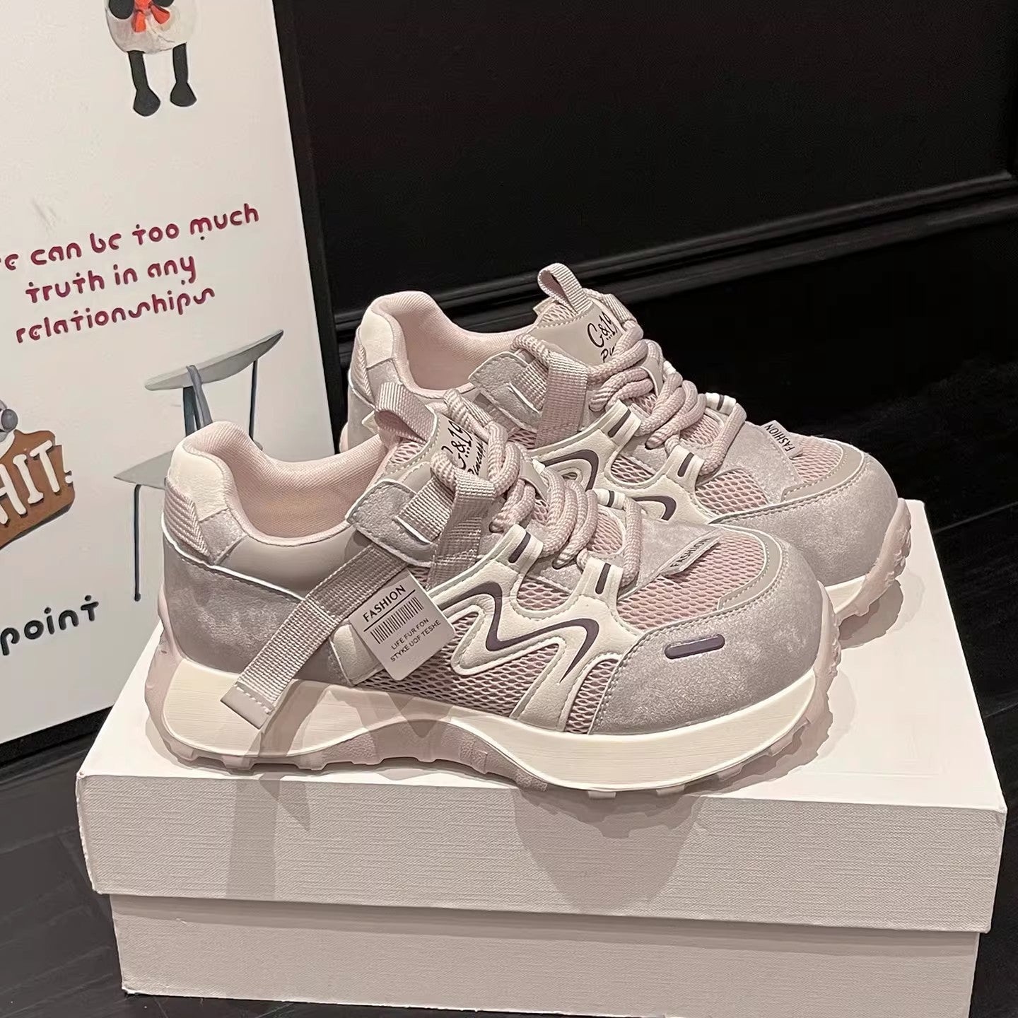 Damen Sportliche Sneakers mit atmungsaktiver Mesh-Oberfläche und verstärktem Fersenbereich R&B
