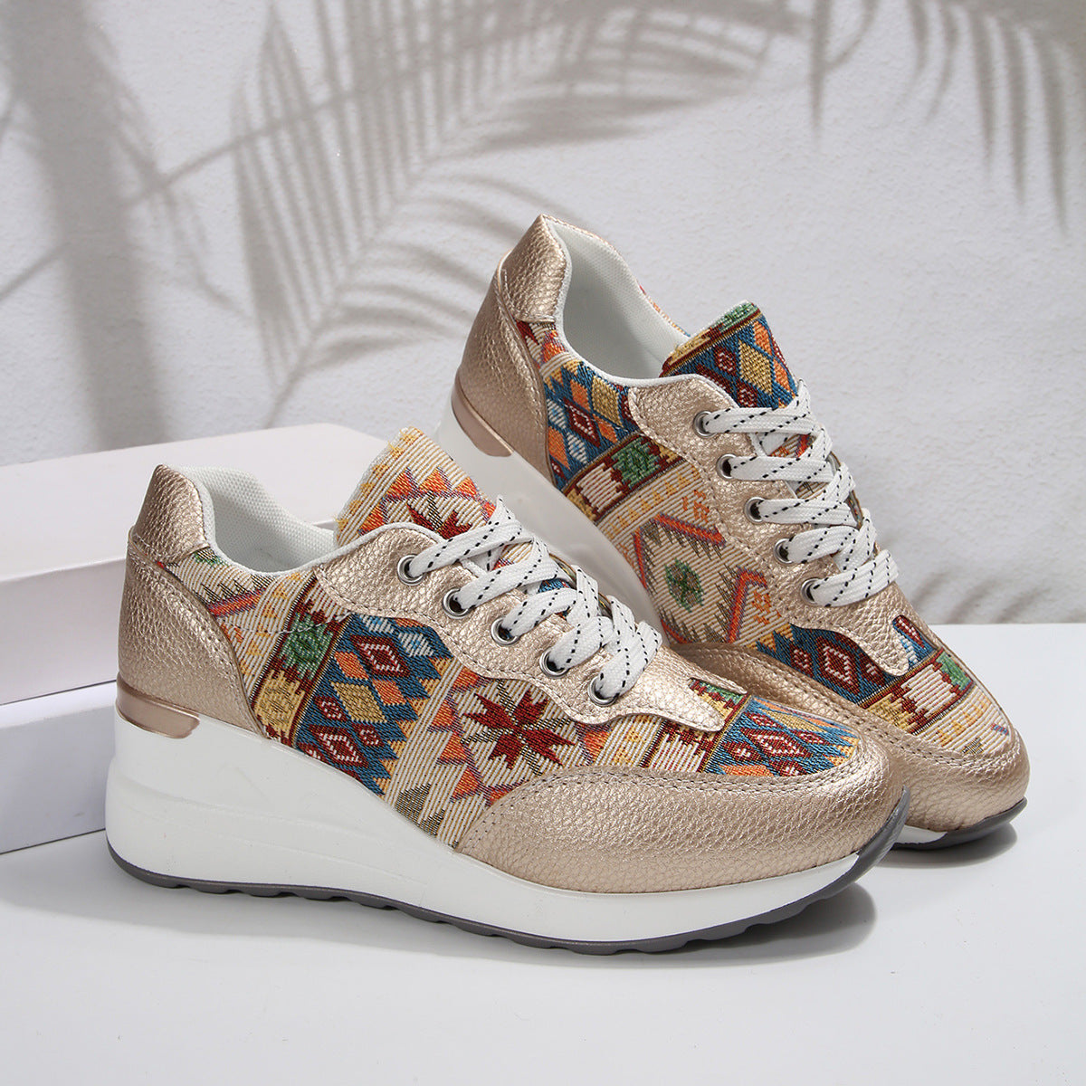 Damen Sportliche Sneakers mit kunstvoller Mustervariation und komfortabler Dämpfung R&B
