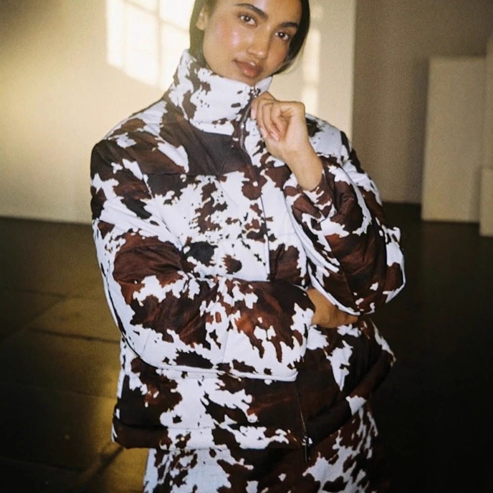 Damen gestepptes Kurzjacke mit Cow-Print R&B