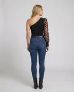 Damen Elegantes Bodysuit mit asymmetrischem Schnitt und transparentem Puffärmel R&B