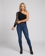 Damen Elegantes Bodysuit mit asymmetrischem Schnitt und transparentem Puffärmel R&B