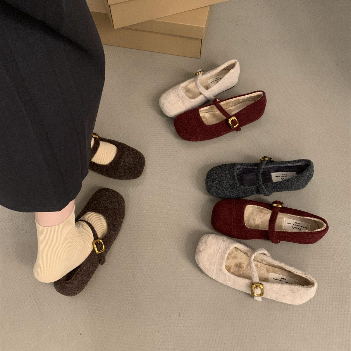 Damen bequeme Hausschuhe mit verstellbarem Riemen und weichem Innenfutter R&B