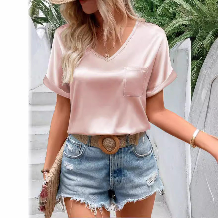Damen Satin V-Ausschnitt T-Shirt mit Brusttasche und Lässigem Schnitt R&B