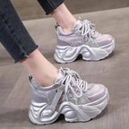 Damen Chunky Sneakers mit reflektierenden Elementen und innovativer Dämpfung