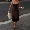 Damen Midi-Kleid mit schmalen Trägern und figurbetonender Passform R&B