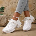 Damen Sneakers mit atmungsaktivem Mesh-Obermaterial und stilvollen Metallic-Akzenten R&B