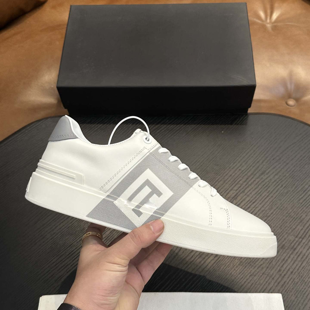Damen Elegante Sneakers mit grafischem Design und robustem Profil R&B