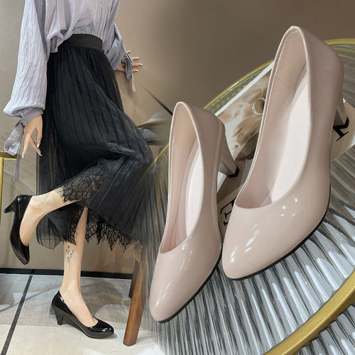 Damen elegante Pumps mit bequemem Blockabsatz und hochwertiger Lackoberfläche R&B