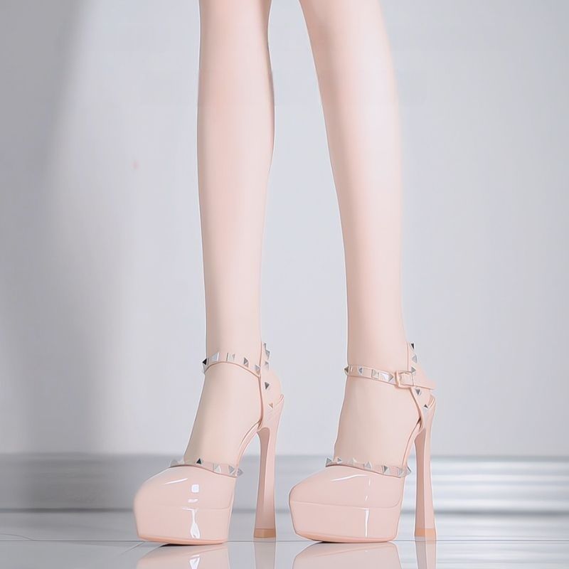 Damen Plateau High Heels mit spitzen Metallakzenten R&B