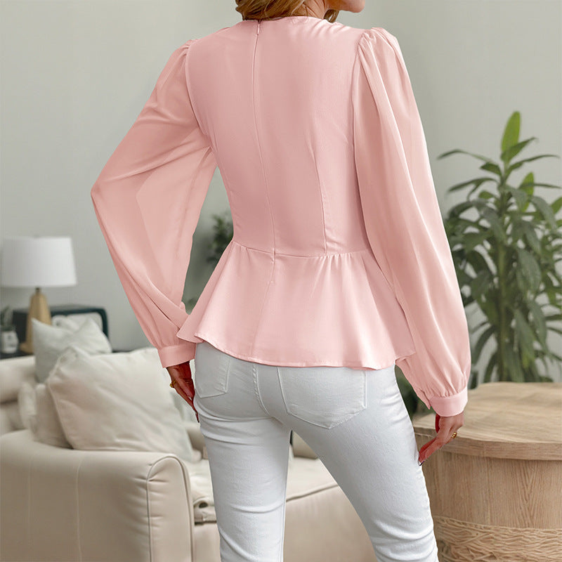 Damen Bluse mit Wickeldesign und dekorativer Blumenapplikation R&B