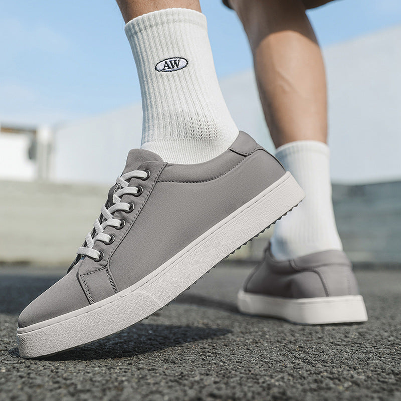 Damen Modische und bequeme Sneakers aus veganem Leder R&B