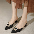 Damen elegante spitze Mules mit luxuriösem Schmuckdetail