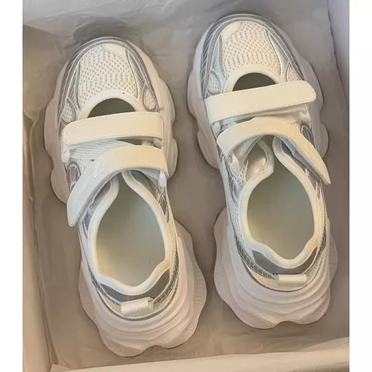 Damen Sportliche Sneakers mit atmungsaktiven Netz-Strukturen und verstellbaren Riemen R&B
