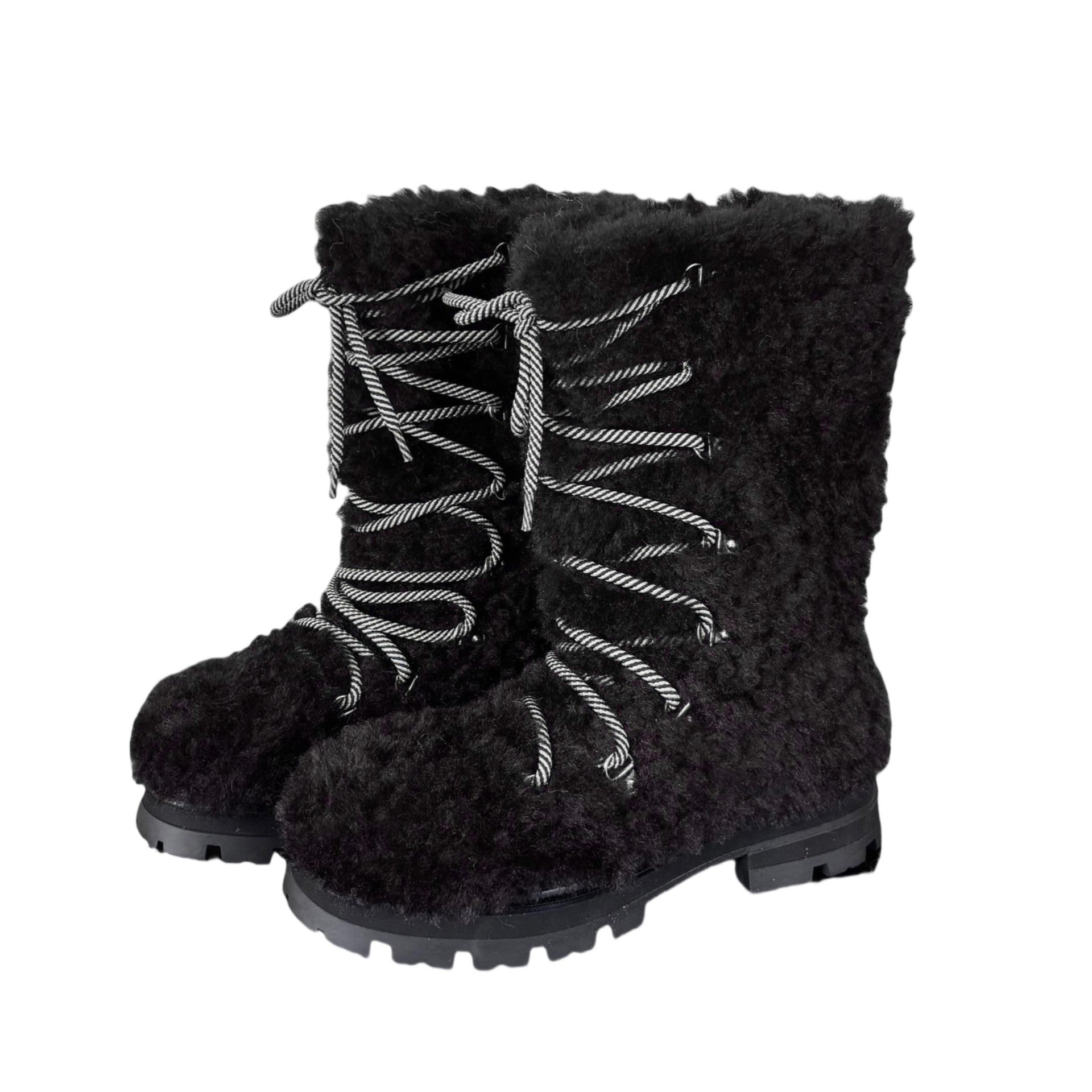 Damen Warmfutter Stiefel mit robuster Sohle und modischem Schnürdesign R&B