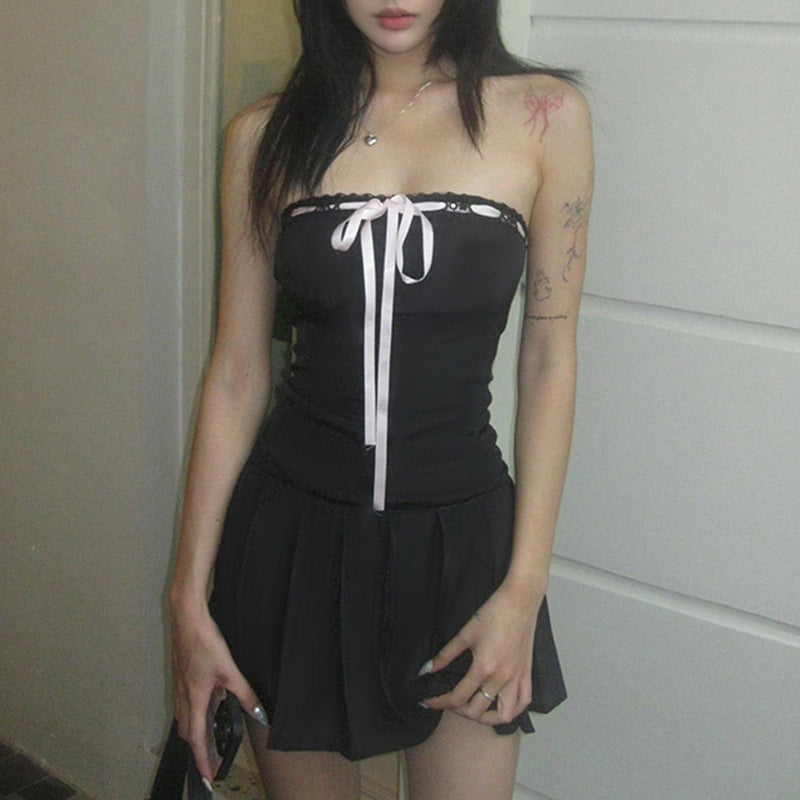 Damen Trägerkleid mit elegantem Spitzendetail und schwingendem Rock R&B