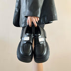 Damen elegante Loafers mit Metallakzent und robuster Sohle R&B