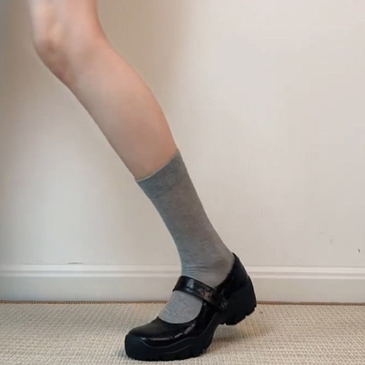 Damen Clogs mit verstellbarem Riemen und rutschfester Sohle R&B