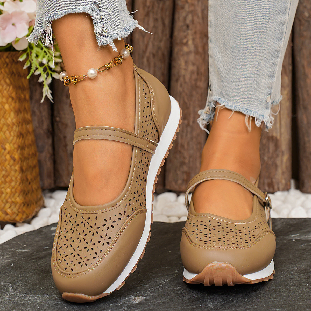 Damen Ballerina-Schuhe mit atmungsaktivem Lochmuster und verstellbarem Riemen R&B