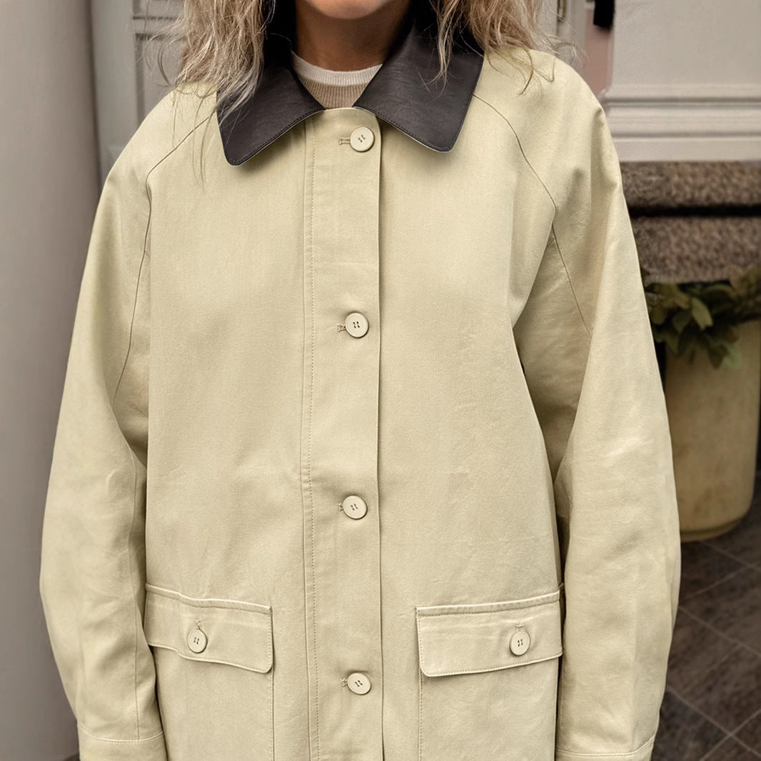 Damen Urbaner Utility-Mantel mit kontrastierendem Kragen und praktischen Taschen R&B