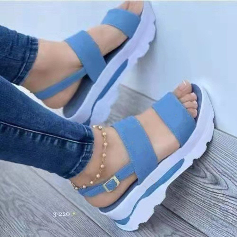 Damen Komfortable Plateau-Sandalen mit breiten Riemen und innovativer Sohle R&B