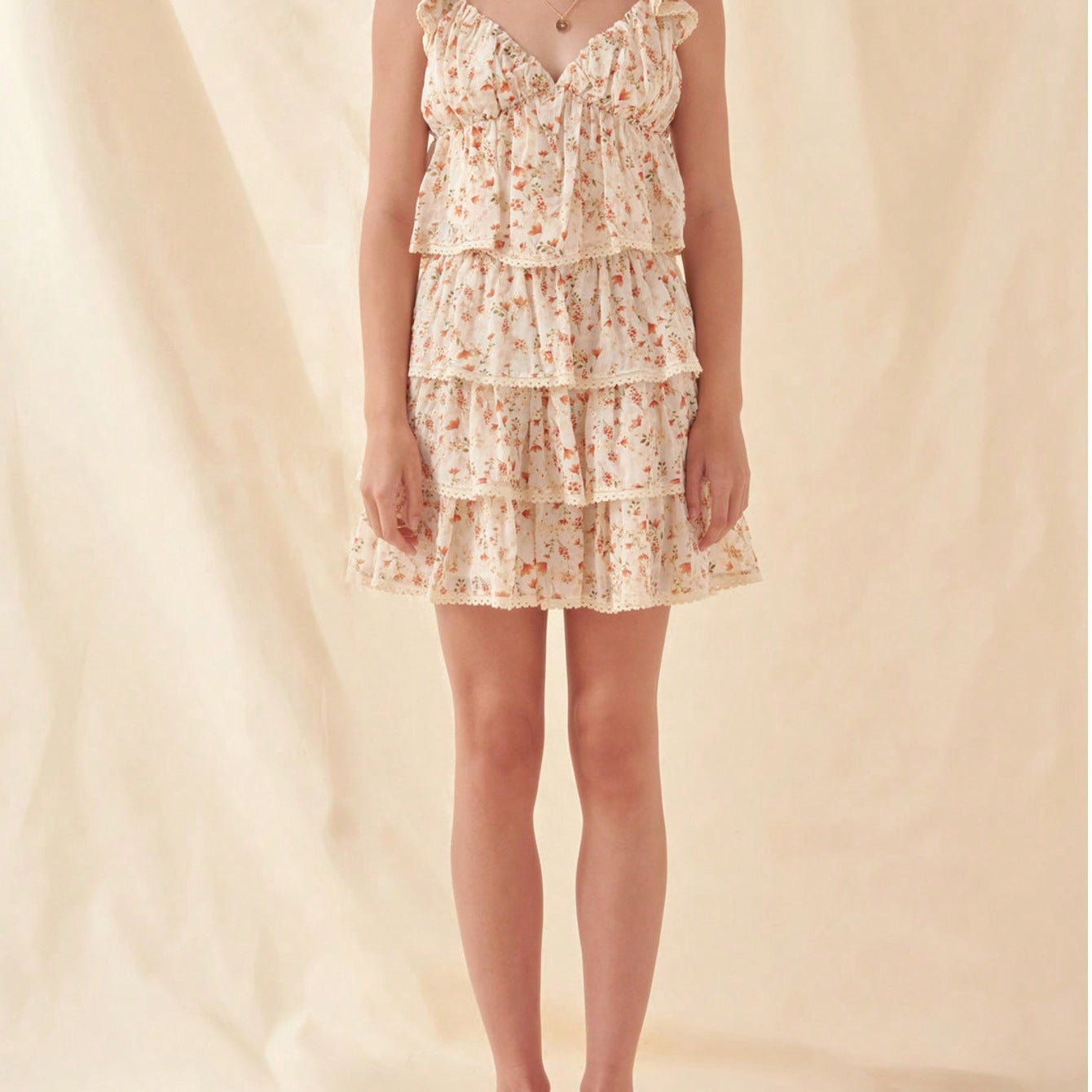 Damen schwingender Minirock mit floralen Rüschendetails R&B