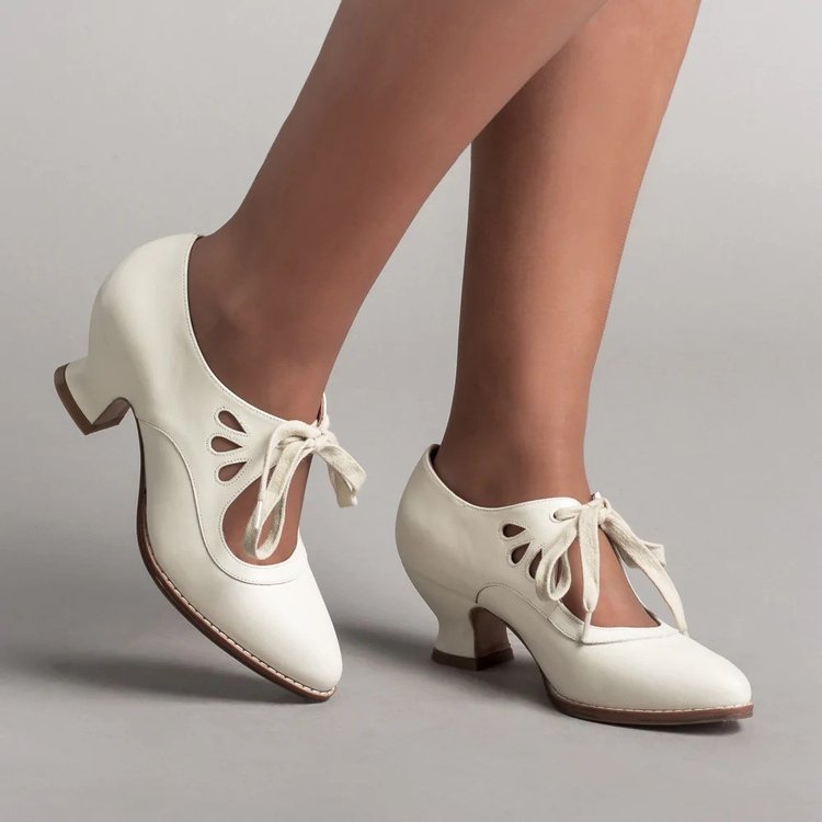 Damen Elegante Schnürpumps mit modischer Spitzenverzierung R&B