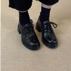 Damen Elegante Schnürschuhe mit modernem Blockabsatz und glänzender Oberfläche