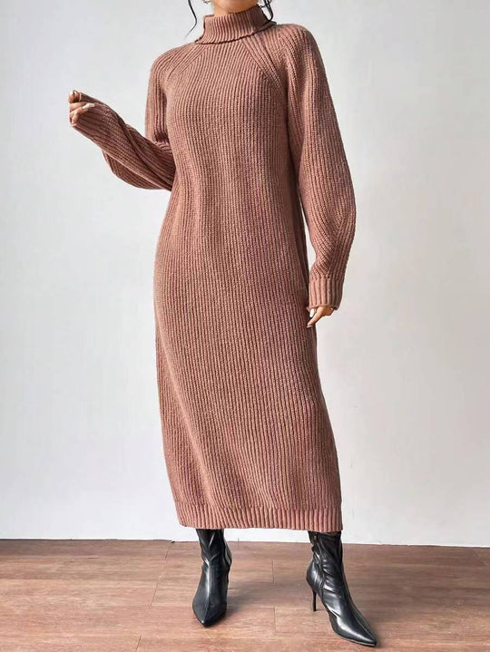 Damen Strickkleid mit hohem Kragen und weiten Ärmeln R&B