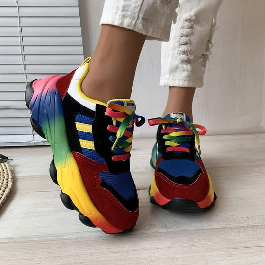 Damen Sportliche Sneakers mit buntem Design und verspielten Schnürsenkeln R&B