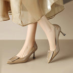 Damen elegante spitze Pumps mit dekorativer Schnalle R&B