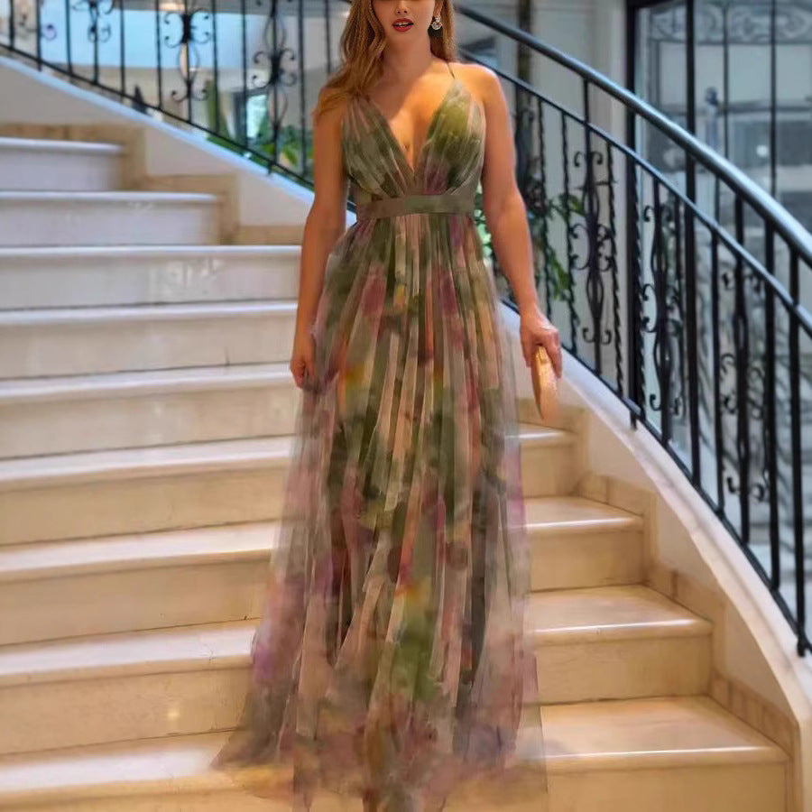 Damen Elegantes Maxikleid mit tiefem V-Ausschnitt und luftigen Stoffschichten R&B