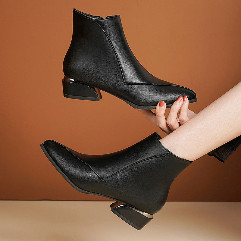 Damen nan elegante Kurzstiefelette mit spitz zulaufender Vorderkappe seitlichem Reißverschluss und metallischem Blockabsatz R&B