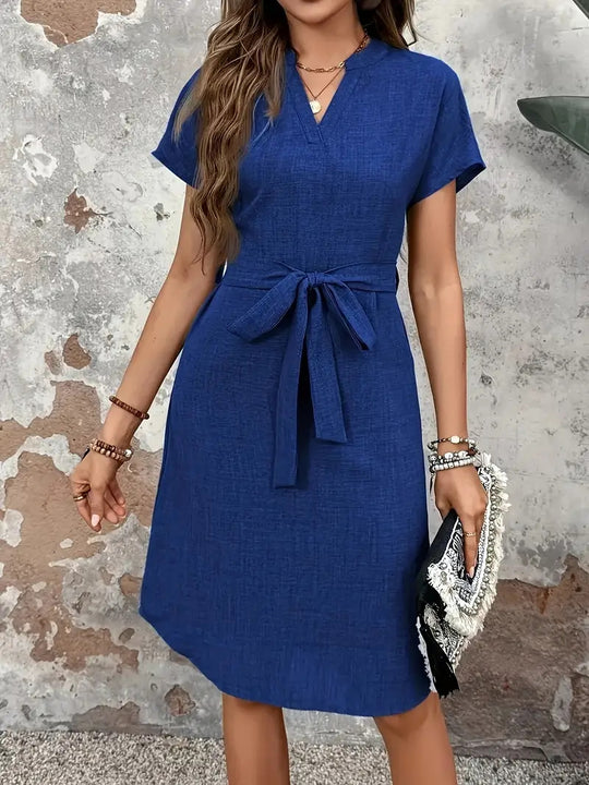 Damen Schickes Kleid mit Taillengürtel und V-Ausschnitt R&B