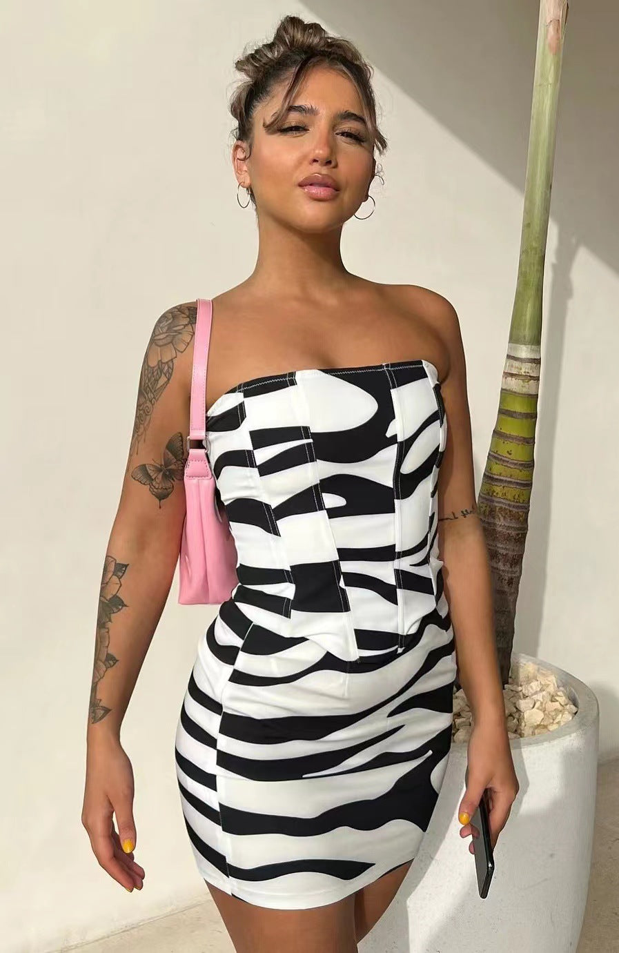 Damen Mini-Kleid mit strukturiertem Zebra-Muster und schmalem Schnitt R&B
