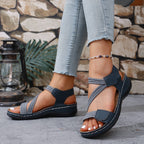 Damen komfortable Riemensandalen mit innovativer Fußbettgestaltung und verstellbarem Riemendesign R&B