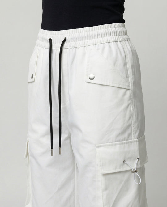 Damen nan weite Cargo-Hose mit elastischem Bund, großen Klappentaschen und verstellbarem Saum R&B