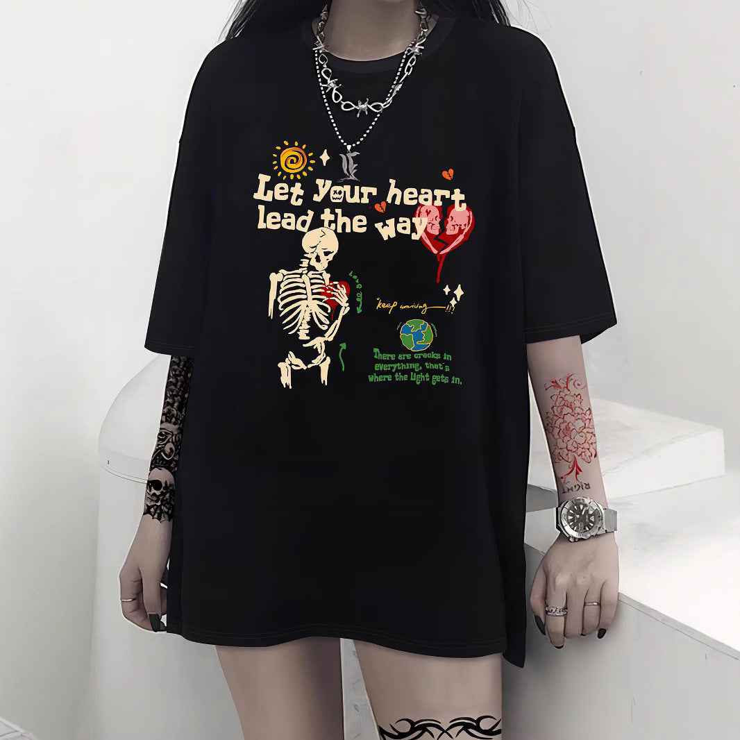 Damen T-Shirt mit kreativem Katzenmotiv und verspielter Schleife R&B