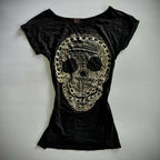 Damen T-Shirt mit schickem Skelettmotiv und Glitzerakzenten