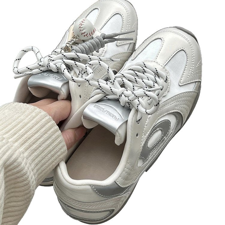 Damen sportliche Sneakers mit innovativem dämpfenden Sohlenprofil R&B