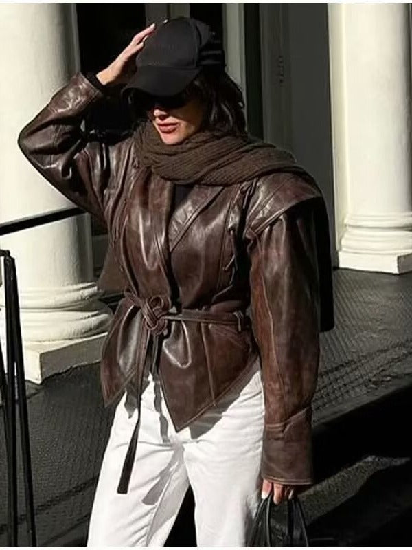 Damen taillierte Kunstlederjacke mit verspieltem Schnürdetail R&B