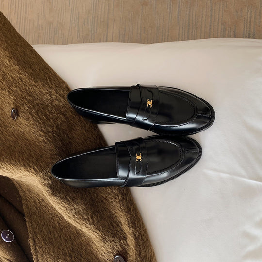 Damen Elegante Mokassins mit goldener Schnallenverzierung R&B